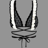 Sandy | Strick-Zweiteiler mit Häkel-Bikini & Rüschenrock