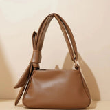 Edith | Minimalistische Leder-Umhängetasche mit Knotengriff
