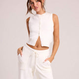 Gestricktes Cropped Top mit Knopfleiste – Minimalistisch, Weich & Kombistark