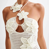 Häkel-Maxikleid mit Blumenapplikationen und Neckholder für Damen