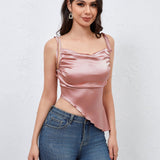 Erika | Kurzes rosa Satin-Top mit asymmetrischem Schnitt und Schnürung