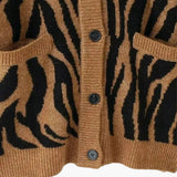 Berta | Zebra gestreiftes Strickzeug für Frauen