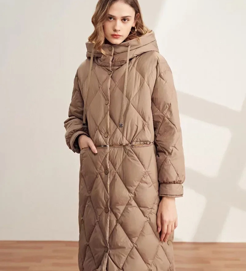 Emmie | Diamant gesteppt langer Damenmantel mit Kapuze