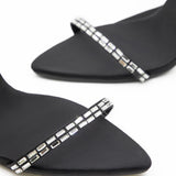 Talons aiguilles ornés de cristaux