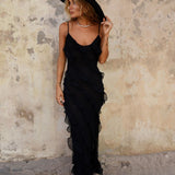 Maxikleid mit Rüschen – Figurbetontes Abendkleid mit Spaghettiträgern