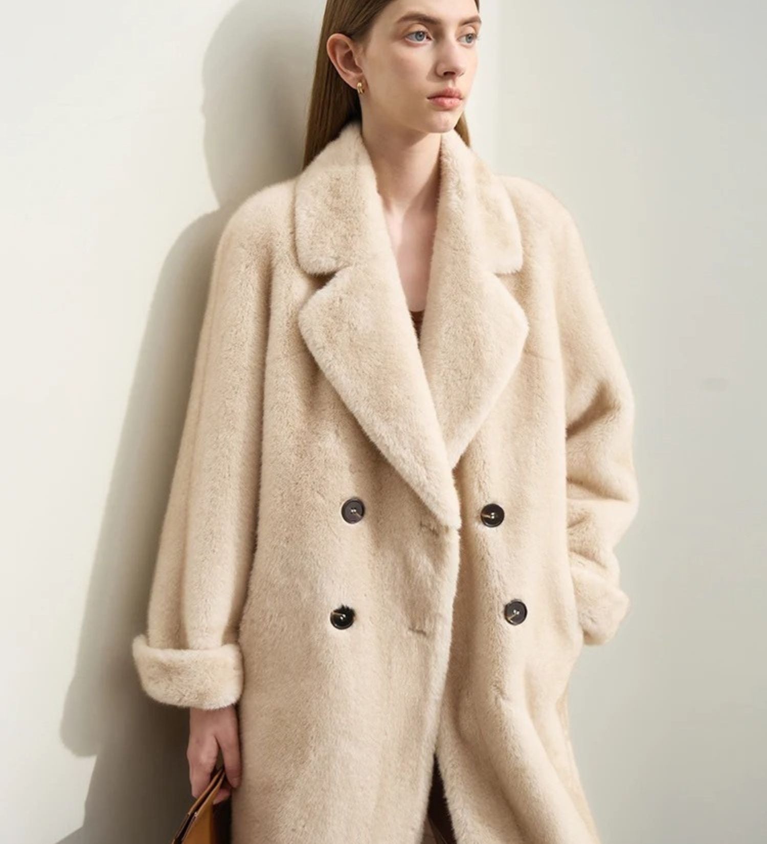 Tanja | Doppelt geöffneter beiger Wollmantel für den Winter