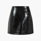 Callista | Eleganter Lackleder-Minirock mit Goldknöpfen und Ziertaschen