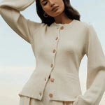 Maria | Klassische Damen-Strickjacke mit Knopfleiste Zendoo.de