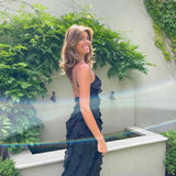 Maxikleid mit Rüschen – Figurbetontes Abendkleid mit Spaghettiträgern