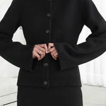 Maria | Klassische Damen-Strickjacke mit Knopfleiste Zendoo.de