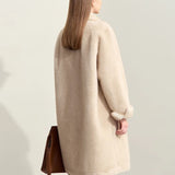 Tanja | Doppelt geöffneter beiger Wollmantel für den Winter