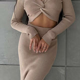 Jessica | Geripptes Zweiteiler-Set mit Twist-Detail & Schlitzrock