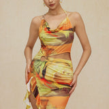 Mira | Asymmetrischer Seitenschlitz Neckholder-Minikleid mit Kunstdruck