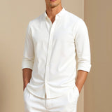 Klassisches Stehkragen-Hemd in Weiß