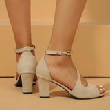 Myrna | Sandalen - Überkreuzter Riemen