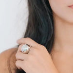 Liora | Jada-Ring in edlem Design Zendoo.de