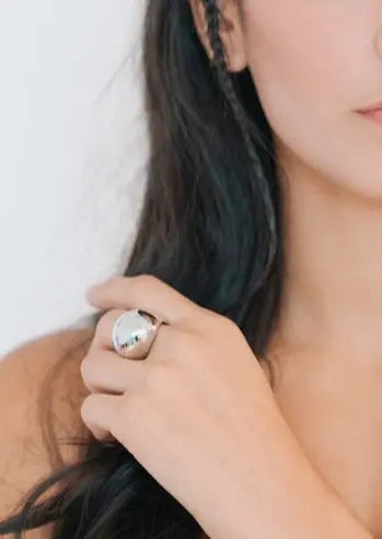 Liora | Jada-Ring in edlem Design Zendoo.de