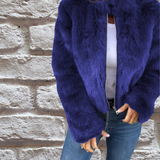 Kuschelige Kunstpelzjacke mit Reißverschluss – Stilvolle Wärme für kalte Tage