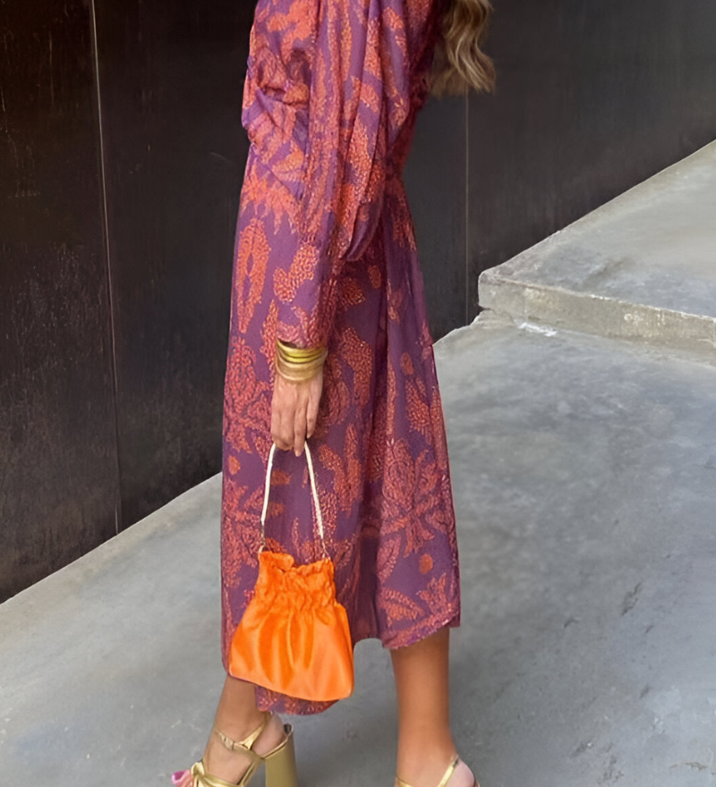 Elegantes Midikleid mit Twist-Detail und floralem Muster – Zeitlos und stilvoll