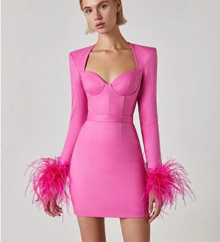 Sofia | Elegantes Minikleid mit Federdetails