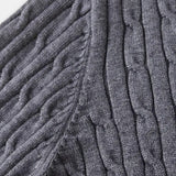 Eleganter Zopfstrickpullover mit Reißverschluss