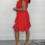 Elegantes Rüschenkleid mit V-Ausschnitt – femininer Look für jeden Anlass