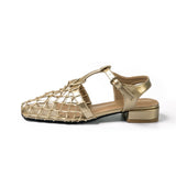 Elegante goldene Sandalen mit Netzdesign