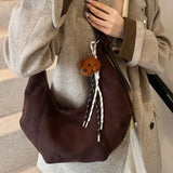 Amalia | Wildleder Boho-Chic Hobo Tasche mit verspieltem Charme