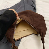 Amalia | Wildleder Boho-Chic Hobo Tasche mit verspieltem Charme