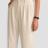 Zeitlose Damenhose mit Bundfalten und umgeschlagenem Saum