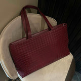 Emilia | Große gewebte Damen-Tote aus veganem Leder mit Reißverschluss