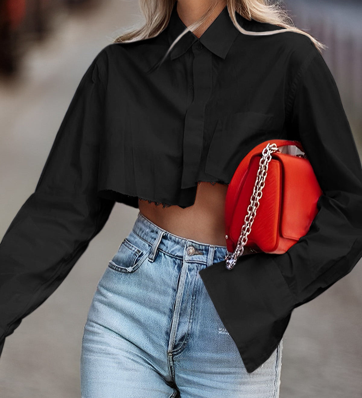 Cropped Damenbluse mit Raw Cut – Modern, Urban & Statementstark