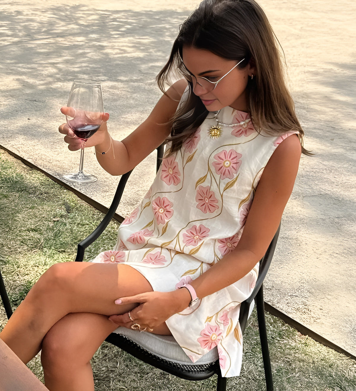 Sommerkleid mit floraler Stickerei – Femininer Boho-Chic