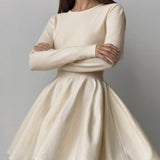 Alina | Elegantes Damen Skaterkleid in Crème mit Langarm