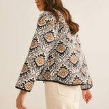 Steppjacke mit Ethno-Muster und Oversized-Schnitt