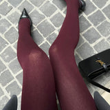 Elegante Bordeauxrote Strumpfhose – Stilvoll & Komfortabel