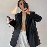 Tessa | Legerer Blazer aus Kunstleder mit Reverskragen