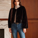 Elegante Kurzjacke aus Kunstfell – Stilvoll & Vielseitig