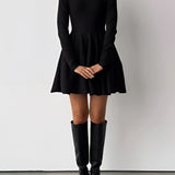 Alina | Elegantes Damen Skaterkleid in Crème mit Langarm