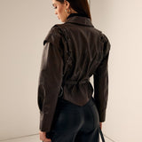 Valeria | Taillierter Lederblazer mit Gürtel – Elegant & Modern