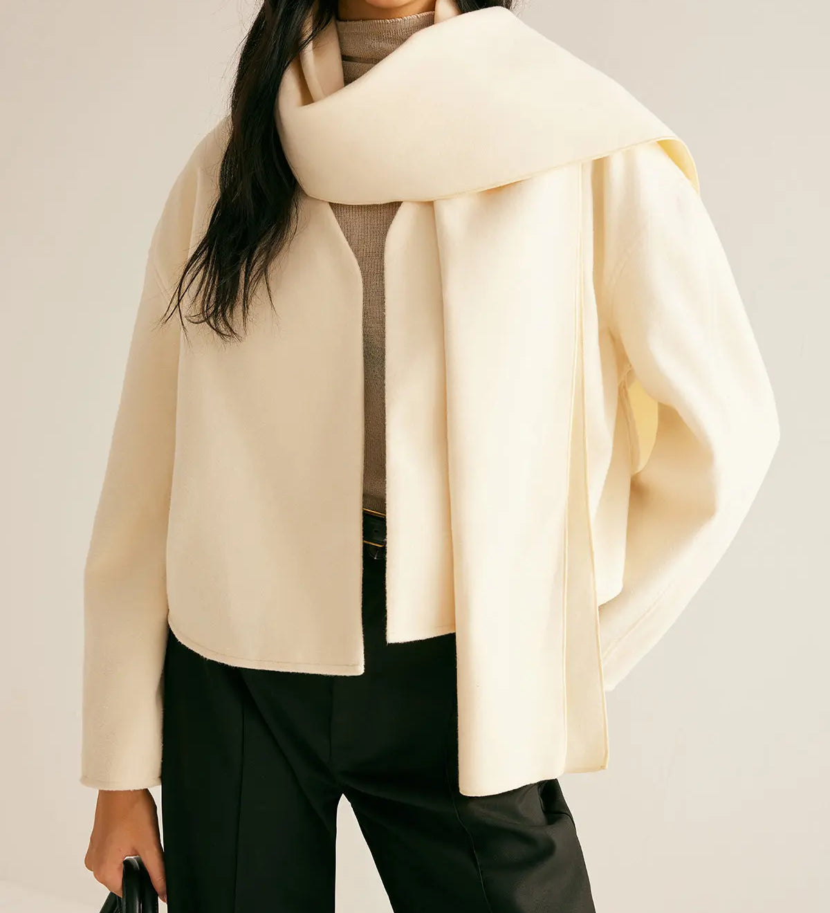 Eva | Klassischer Kurzmantel mit Schal Zendoo.de