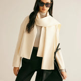 Eva | Klassischer Kurzmantel mit Schal Zendoo.de