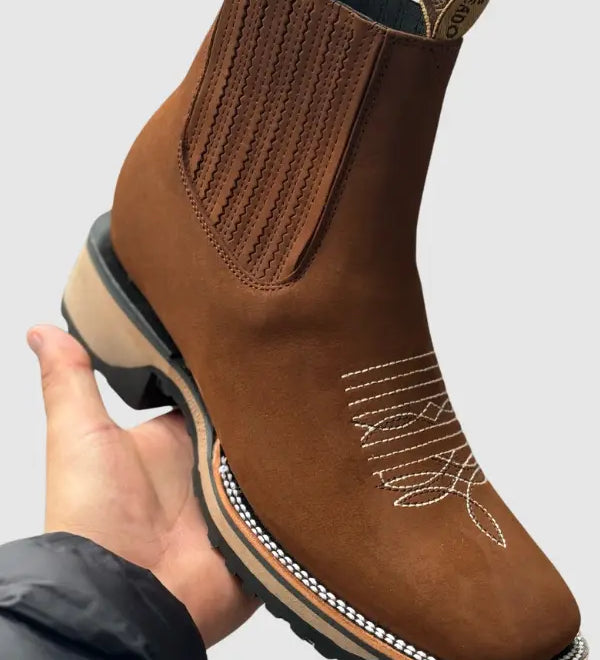 Clara | VIELSEITIGE COWBOYSTIEFEL FÜR MÄNNER UND FRAUEN Zendoo.de