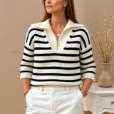 Gestreifter Damenpullover mit Reißverschlusskragen