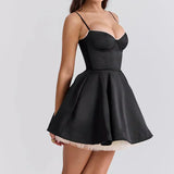 Eva | Samt-Minikleid mit Spaghettiträgern und Ausgestelltem Rock