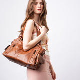 City-Handtasche mit Crossbody-Option und praktischen Fächern