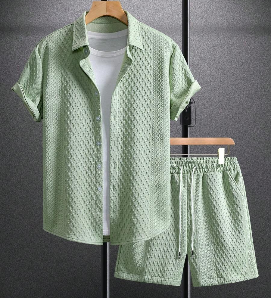 Modernes Herren-Set mit 3D-Waffelstruktur | Hemd & Shorts
