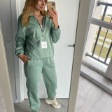 Johanna | Sportlicher Trainingsanzug mit Reißverschluss