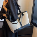 Amelia | Canvas Schulter Handtasche mit Lederdetails & Drehverschluss