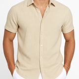 Kurzarm Sommerhemd mit modernem Kragen und klassischem Schnitt für stilvolle Outfits